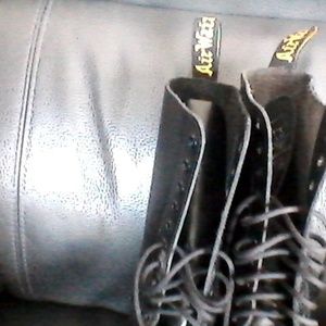 BLACK LACEUP BOOTS SIZE US 9